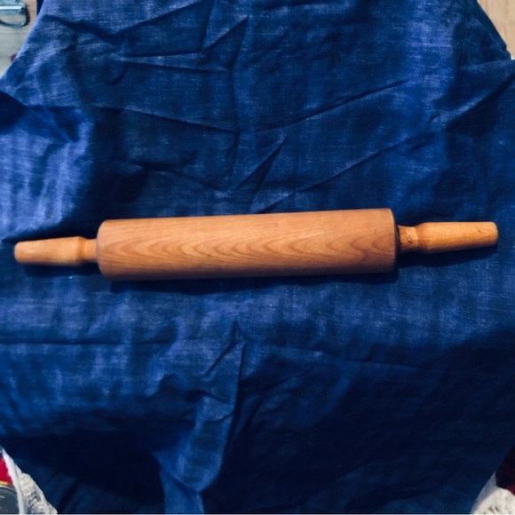 Elegant Wooden Rolling Pin - Picture 5 of 6